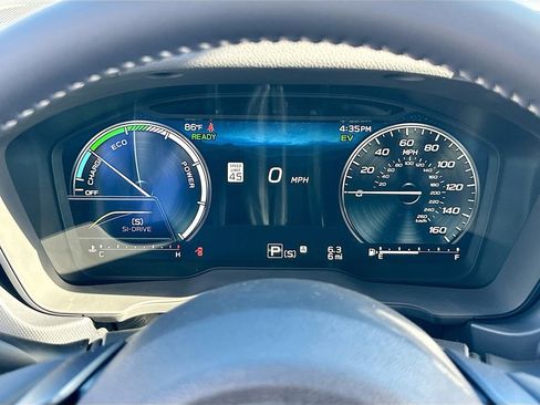 New 2025 Subaru Forester Limited image 12