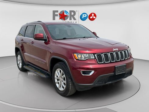 Used 2021 Jeep Grand Cherokee Laredo X AWD/4WD image 7