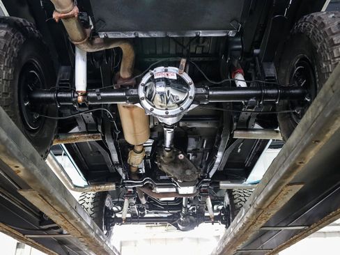 Used 1990 Chevrolet Blazer image 23