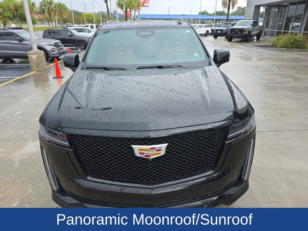 Used 2023 Cadillac Escalade ESV Sport w/ Touring Package RWD image 4