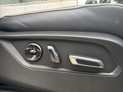 Used 2022 Acura MDX SH-AWD w/ Advance Package image 12