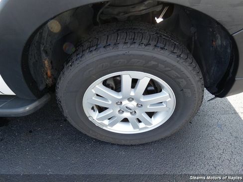 Used 2010 Ford Explorer Sport Trac XLT image 19