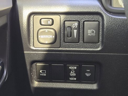 Used 2022 Toyota 4Runner Limited image 24