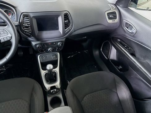 Used 2018 Jeep Compass Sport w/ Tech Group FWD image 25