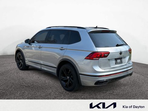 Used 2023 Volkswagen Tiguan SE R-Line image 3