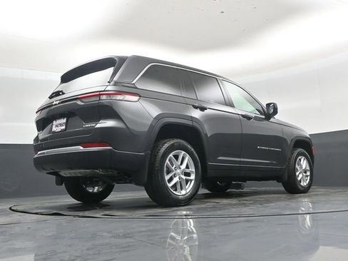 New 2026 Jeep Grand Cherokee Laredo X RWD image 40