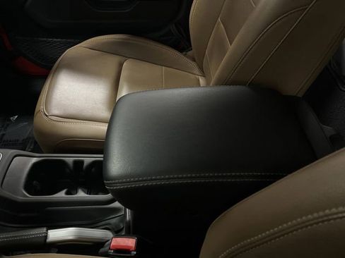 Used 2022 Jeep Gladiator Overland w/ Popular Equipment Package image 20