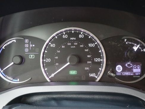 Used 2012 Lexus CT 200h Premium w/ Leather Pkg FWD image 34