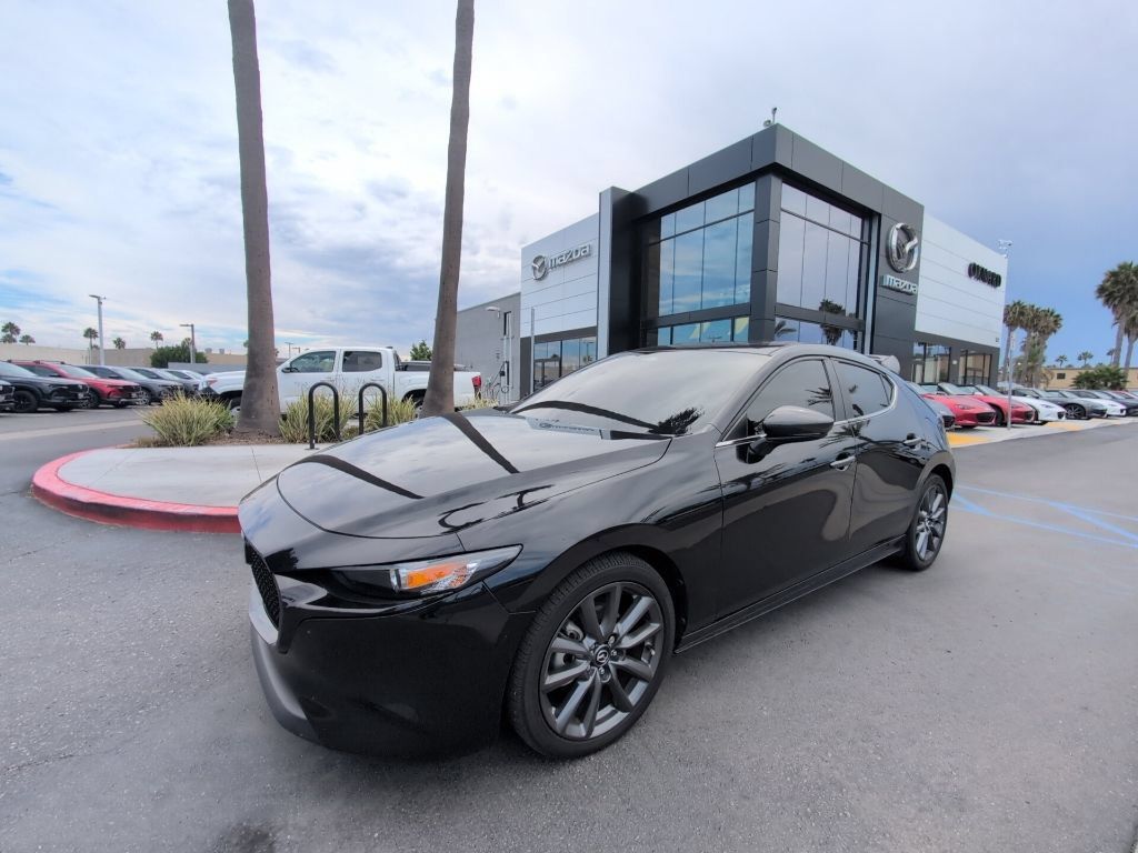 Used 2024 MAZDA MAZDA3 s FWD image 2
