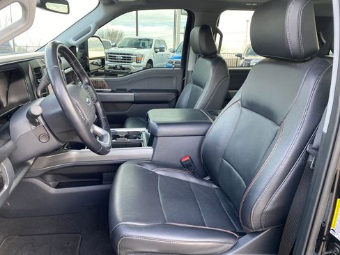 Used 2023 Ford F250 Lariat w/ Sport Appearance Package image 11