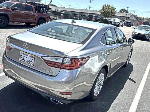 Used 2018 Lexus ES 350 FWD image 9