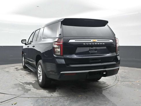 Used 2022 Chevrolet Suburban LS AWD/4WD image 6