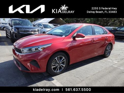 Used 2023 Kia Forte LXS FWD image 4