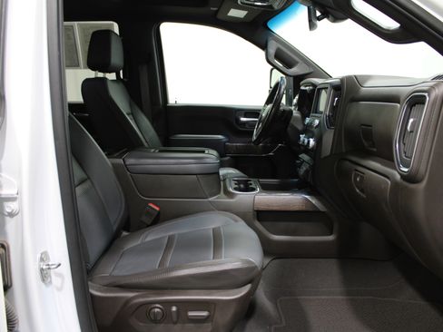 Used 2022 GMC Sierra 2500 Denali image 33