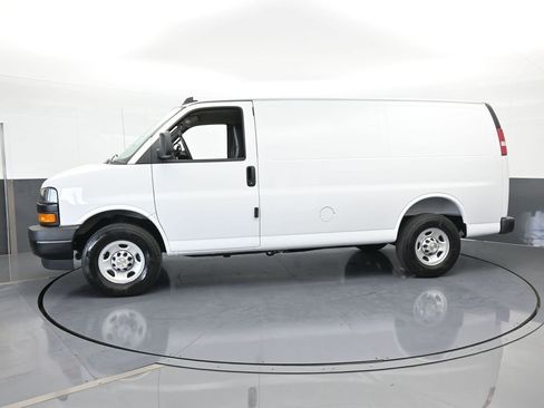New 2025 Chevrolet Express 2500 Work Van w/ Driver Convenience Package image 2