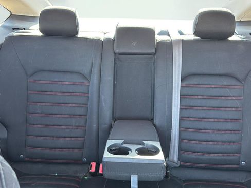 Used 2014 Ford Fusion SE w/ Equipment Group 201A image 19