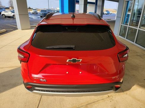 New 2026 Chevrolet Trax LT w/ Driver Confidence Package FWD image 13