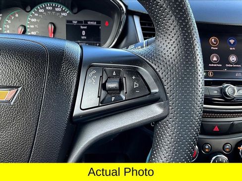 Used 2021 Chevrolet Trax LT image 21