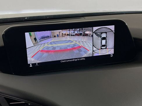 Used 2022 MAZDA MAZDA3 s image 9