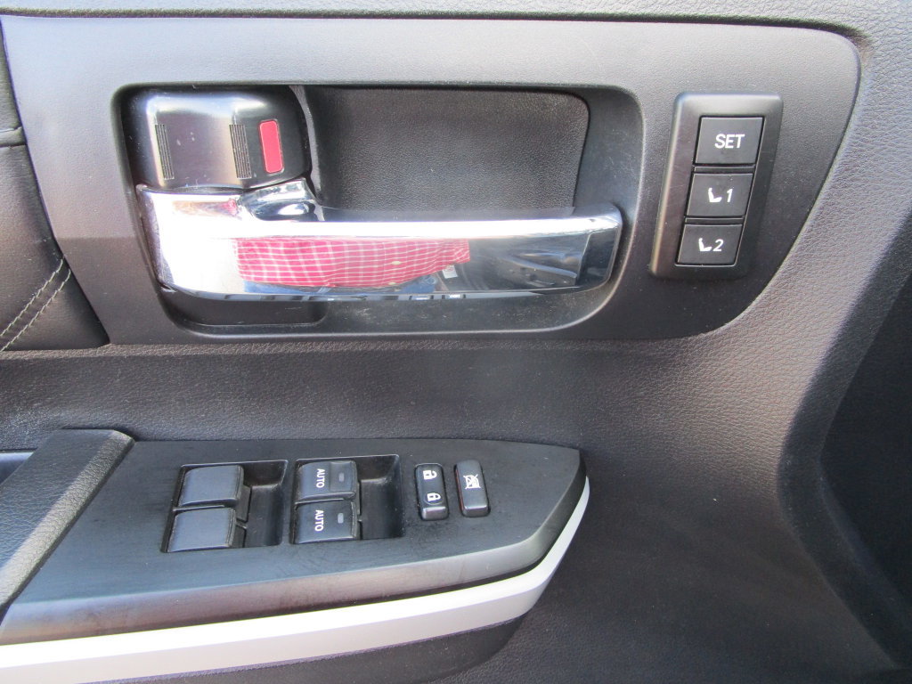 Used 2020 Toyota Tundra Platinum AWD/4WD image 28