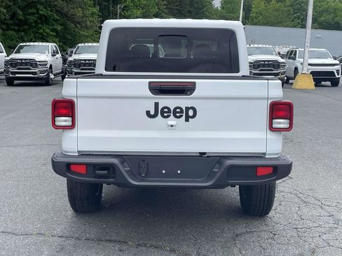 New 2026 Jeep Gladiator Sport AWD/4WD image 7