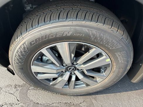 New 2026 Nissan Pathfinder SL AWD/4WD image 12