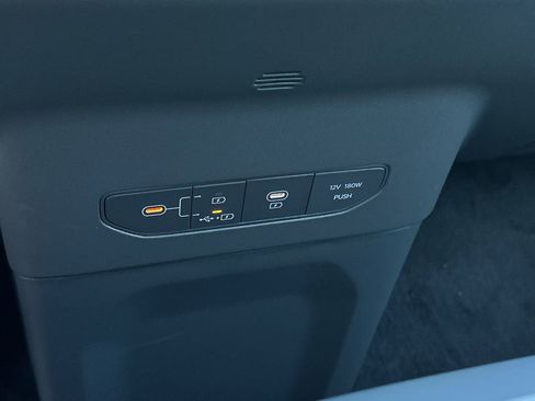 New 2026 Kia EV9 Wind image 31