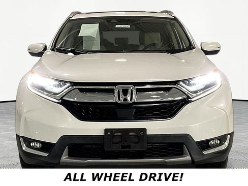 Used 2019 Honda CR-V Touring image 2