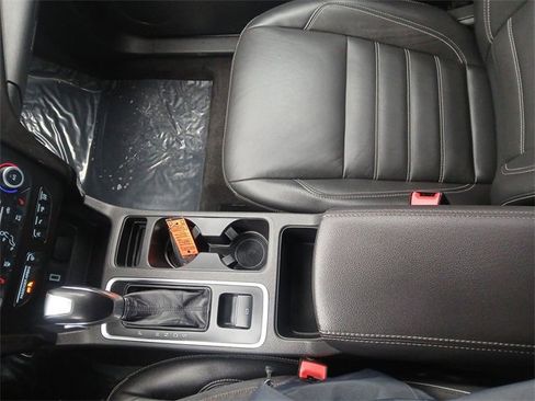 Used 2018 Ford Escape Titanium image 21