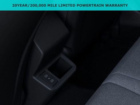 New 2025 Kia K4 LX image 26