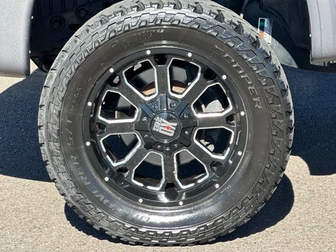 Used 2016 Nissan Titan Platinum Reserve AWD/4WD image 24