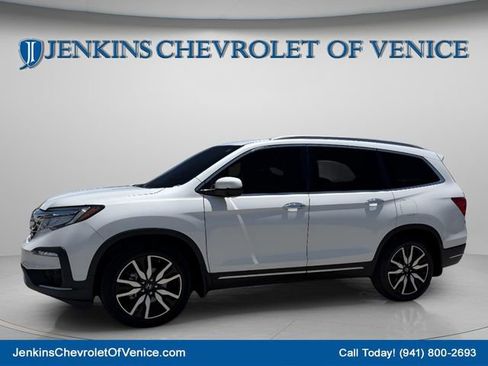 Used 2022 Honda Pilot Touring image 10