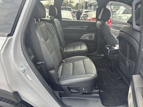 Used 2024 Kia Telluride SX Prestige X-Line image 28