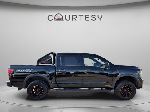 Used 2021 Nissan Titan PRO-4X w/ Off Road Protection Package AWD/4WD image 8