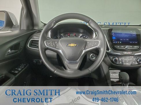 Used 2022 Chevrolet Equinox Premier image 15