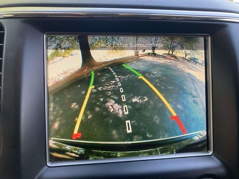 Used 2017 Jeep Grand Cherokee Summit w/ Platinum Series Group RWD image 15