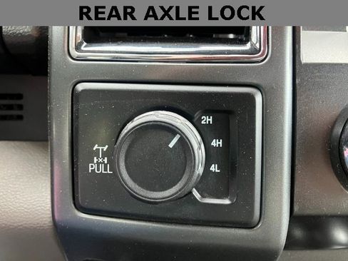 Used 2021 Ford F350 XLT w/ Snow Plow Prep Package image 3