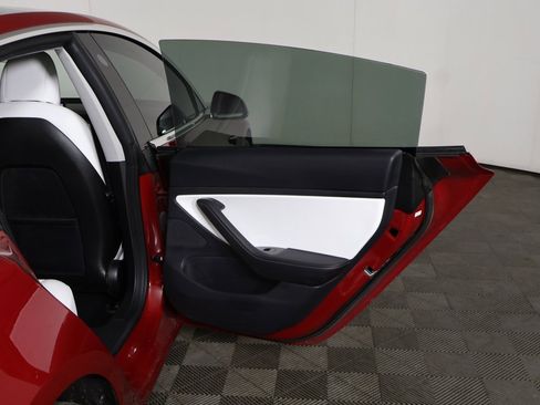 Used 2018 Tesla Model 3 Long Range image 25