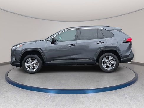 Used 2025 Toyota RAV4 LE image 9