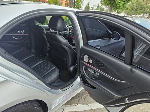 Used 2017 Mercedes-Benz E 300 image 20