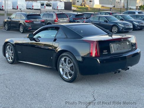Used 2008 Cadillac XLR RWD image 5