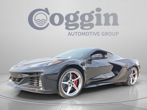 New 2025 Chevrolet Corvette E-Ray w/ ZER Performance Package AWD/4WD image 1