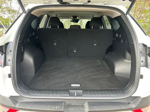 Certified 2023 Hyundai Tucson SEL AWD/4WD image 23