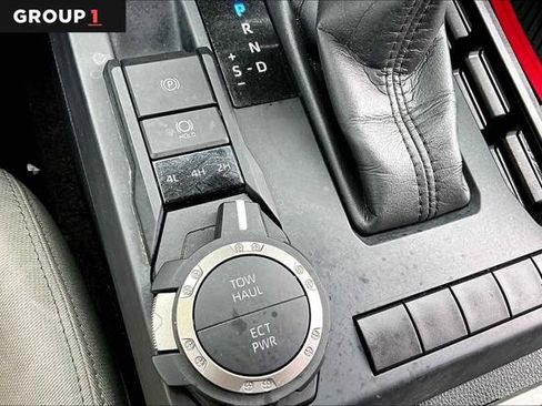Certified 2024 Toyota Tacoma SR5 AWD/4WD image 34