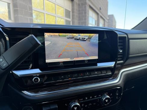 Used 2022 GMC Sierra 1500 Elevation image 41