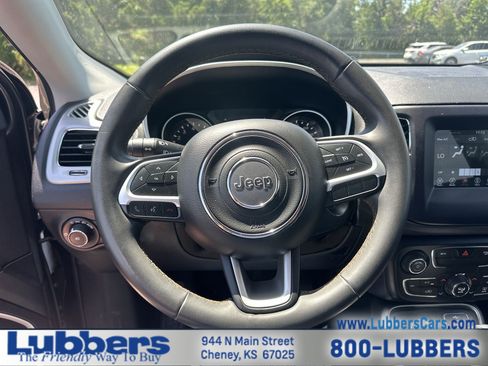 Used 2021 Jeep Compass Latitude AWD/4WD image 13