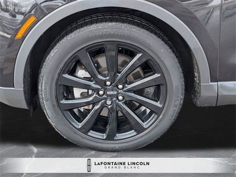 Certified 2023 Lincoln Nautilus Reserve w/ Monochromatic Package image 34