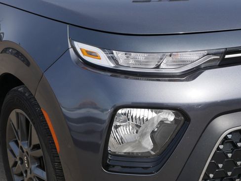 Certified 2021 Kia Soul EX image 16