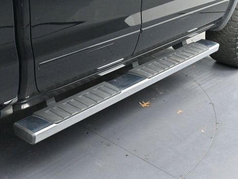 Used 2017 GMC Sierra 1500 4x4 Double Cab w/ Elevation Edition image 9