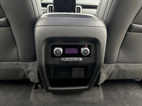 Used 2024 GMC Acadia Elevation image 20